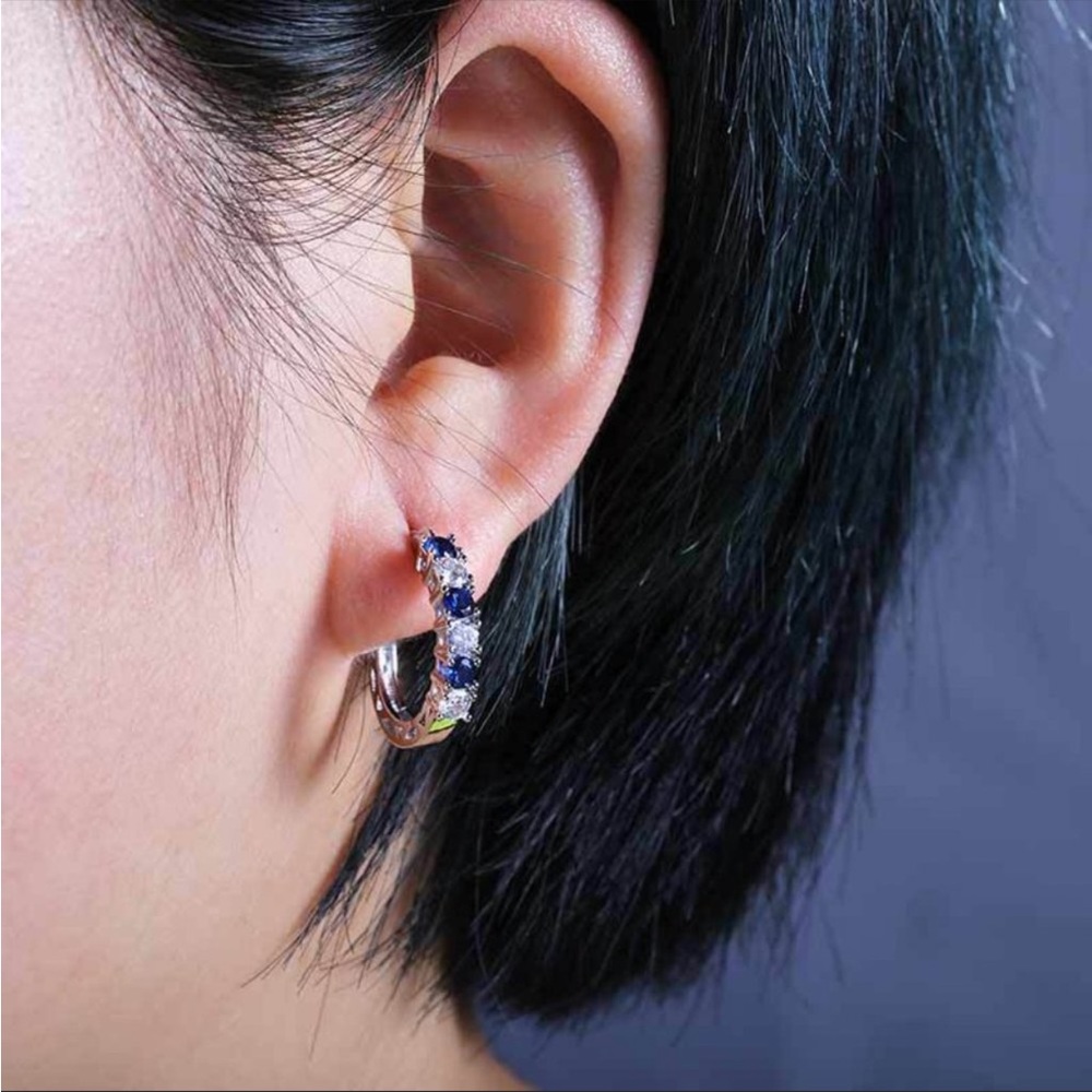 New 925 Silver Dainty  Fashion Sapphire Earrings - Picture 4 of 5